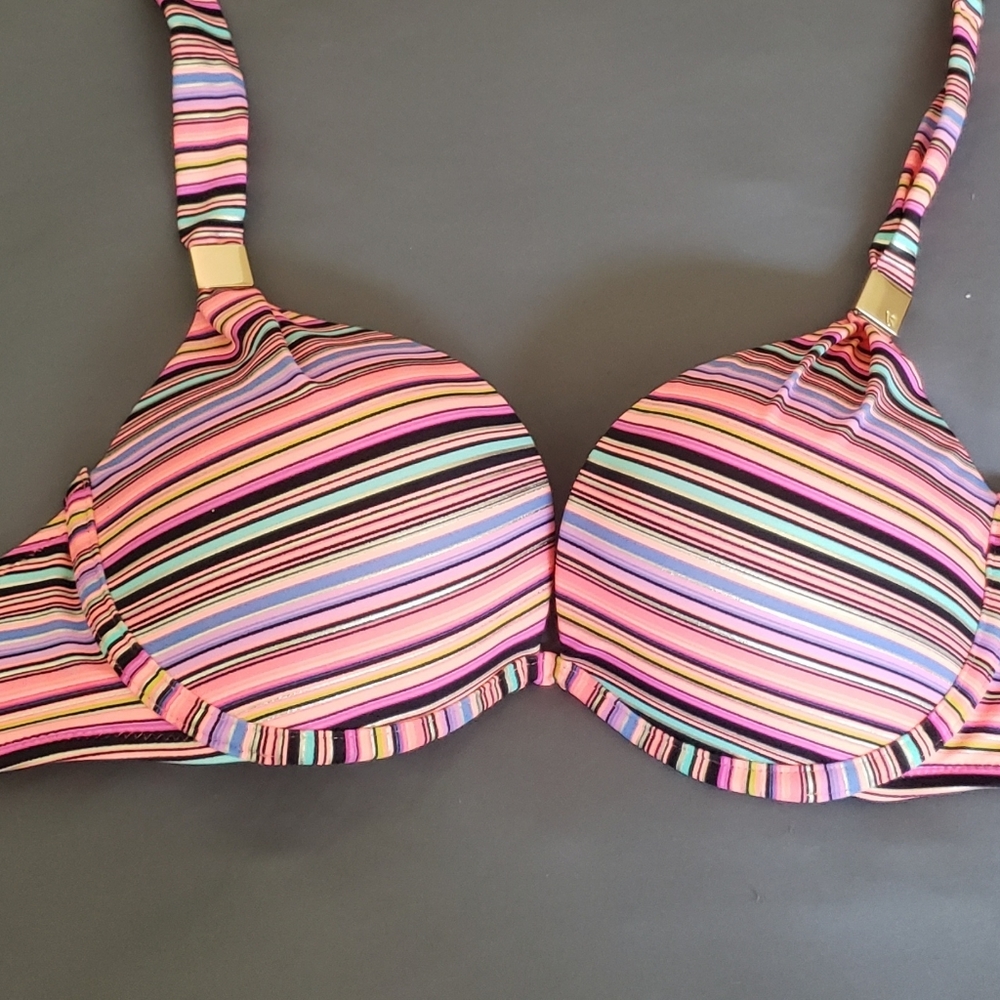 New Victoria Secret Striped Bikini Top!!